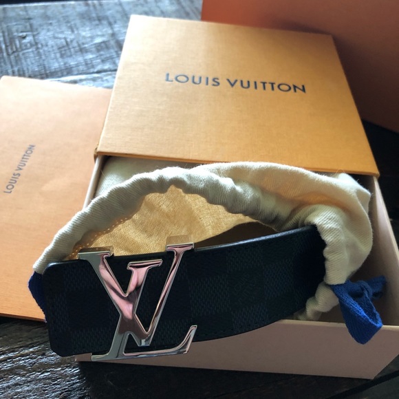Louis Vuitton belt size 32-36 - Picture 2 of 4